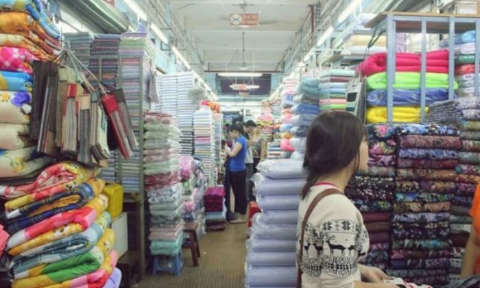 Chợ buôn vải đầu mối tại Việt Nam